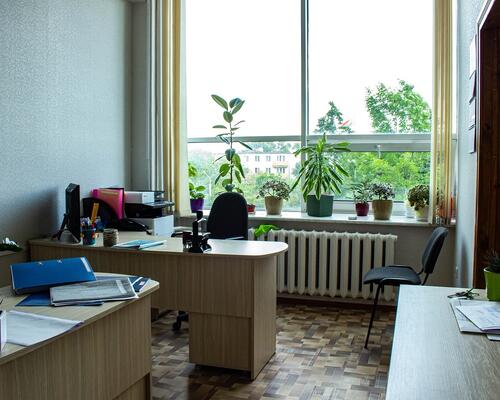 Офисная мебель для БГЭУ